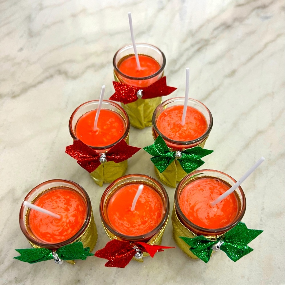 Price Dropped! 🎅🎅🎄🎄Christmas shot glass candles